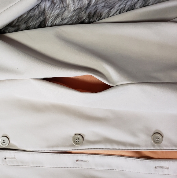 Coat - Picture 2 of 9